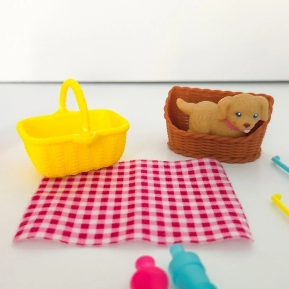 Barbie Puppy Picnic Camping Fun Doll Accessories Set- Bobble Head Dog,‎ Fishing